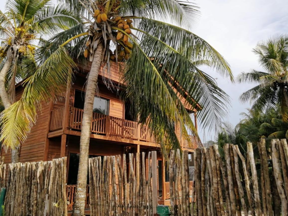 El Regalo El Cuyo Hotel ภายนอก รูปภาพ